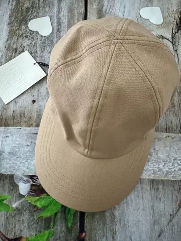 새상품 [ Toteme ] 토템 로고 플레이트 캡