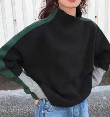 오버사이즈 하이넥 긴팔 상의