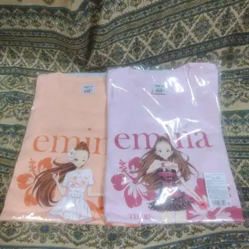 아무로 나미에 emina T셔츠