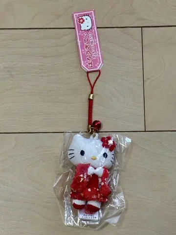 헬로키티 기모노 네츠케 스트랩 와후쿠