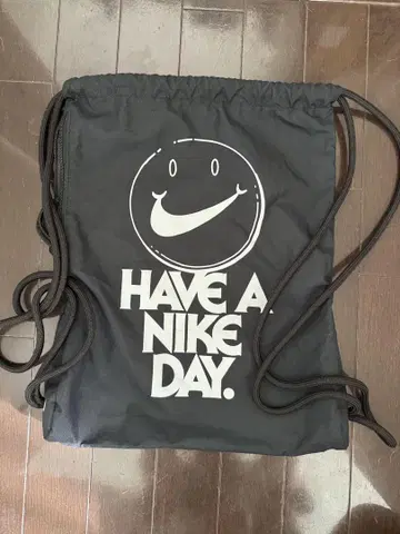 Nike 드로우 스트링 냅색 스마일