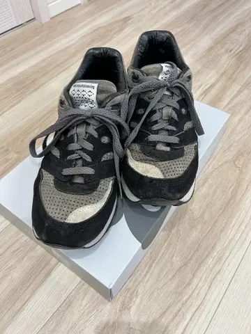 White Mountaineering Saucony 스니커즈 NB