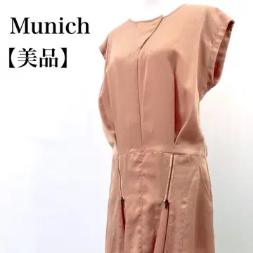 [새상품급] Munich 일본제 무릎 기장 슬리브리스 원피스