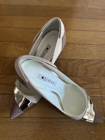 DIANA 하이힐 펌프스 베이지/브라운 메탈루즈 에스페란자