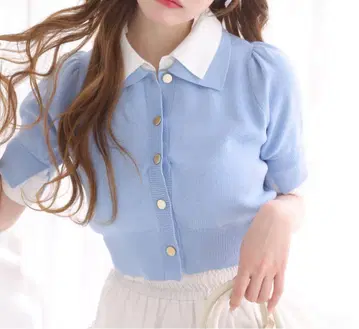 레이어드 카라 부착 폴로 니트