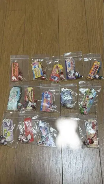 지역 한정 키티 (즉시 구매 가능/가격 인하 협상 가능)