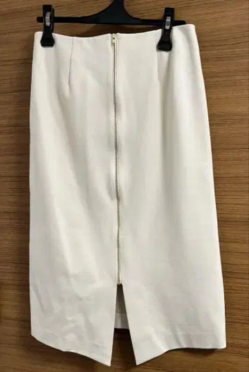 미사용품! Loungedress 타이트 스커트 아이보리 M