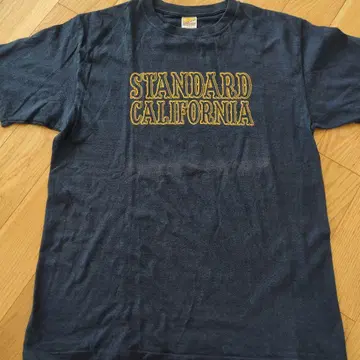 STANDARD CALIFORNIA 네이비 티셔츠 L 사이즈