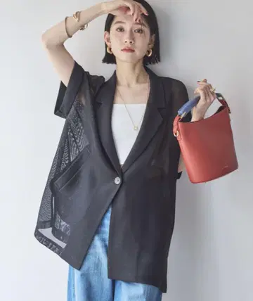 DOUX ARCHIVES 메쉬 프렌치 슬리브 자켓 블랙