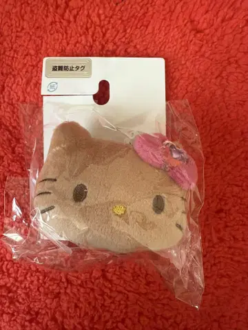 햇볕에 탄 키티 헤어 클립