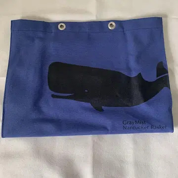 낸터켓 그레이 미스트 토트백 대 고래