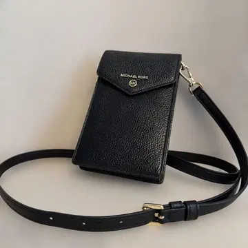 MICHAEL KORS 블랙 스마트폰 숄더백