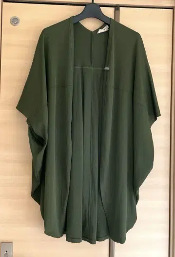티티카카 산뜻한 골지 돌먼 가디건 카키