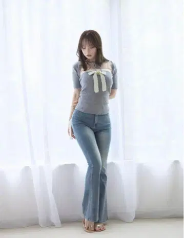 andmary Bicolor ribbon tops 앤드마리