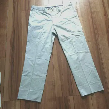Aquascutum 아쿠아스큐텀 라이트 그레이 슬랙스