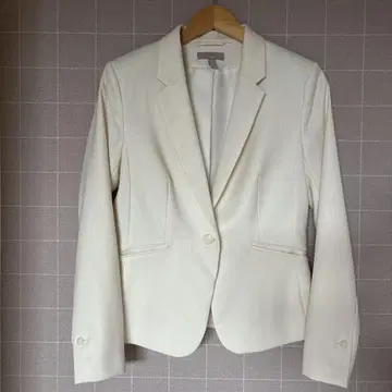 H&M 화이트 테일러드 자켓 EUR40