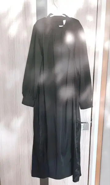 HARE 블랙 롱 원피스