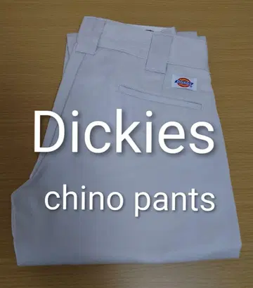 Dickies 치노 팬츠 화이트