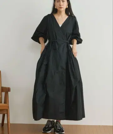 Libra Cue 볼륨 슬리브 카슈쿨 원피스