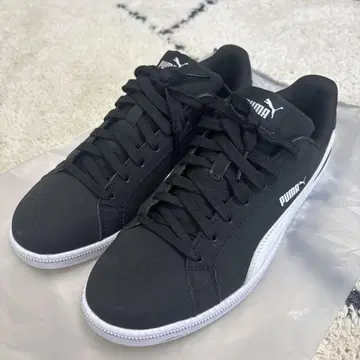 [ 새상품급 ] 25cm PUMA 블랙/화이트 스니커즈
