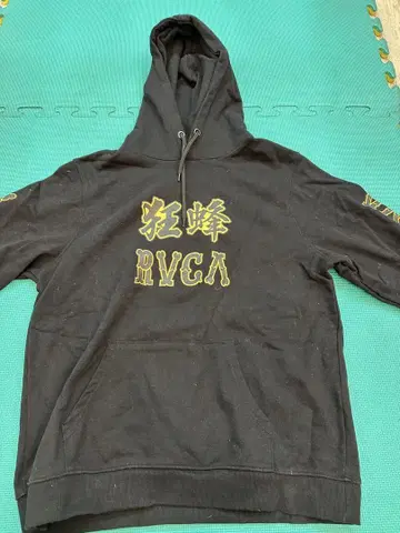 RVCA KRAZY BEE 후드티 맨투맨 블랙