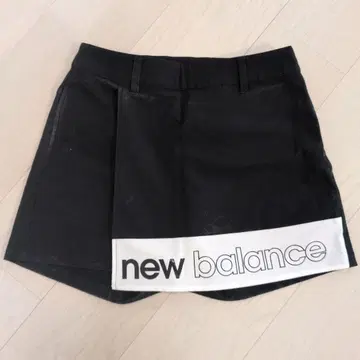 블랙 뉴발란스 큐롯 스커트 블랙 x 화이트 밑단 로고 여성용 0(S)