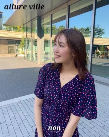 새상품급 allureville 셔츠 원피스 슬릿 슬리브 올 패턴 고급