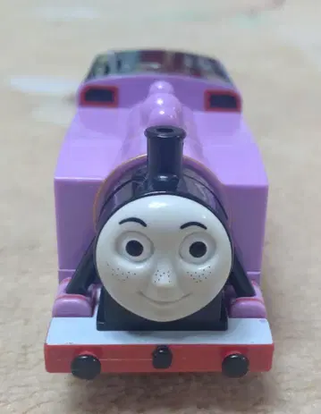 로지 프라레일 토마스