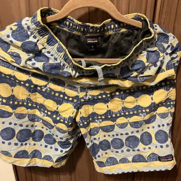patagonia 배기즈 팬츠 도트 무늬 숏팬츠 XL(kids)