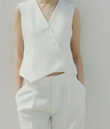 택 포함 [ZARA] 자라 언밸런스 베스트 M 사이즈