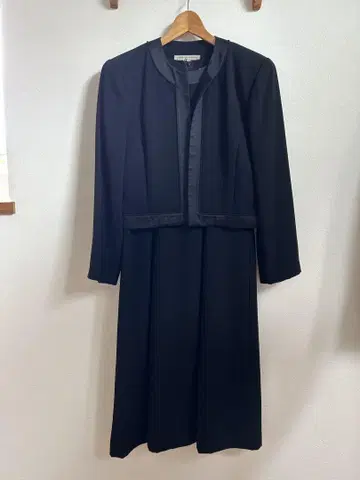 TOKYO 소와르 예복 사이즈 9