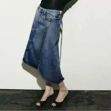 자라 ZARA 비대칭 데님 랩스커트
