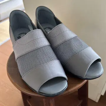 팬지 쿨 스텝 그레이 오픈토 샌들 22.5cm