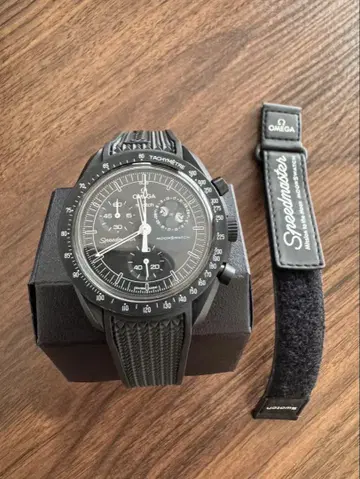 OMEGA x Swatch 스누피 워치
