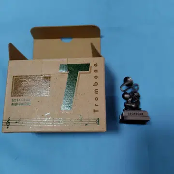 트롬본 피규어 메탈 재질