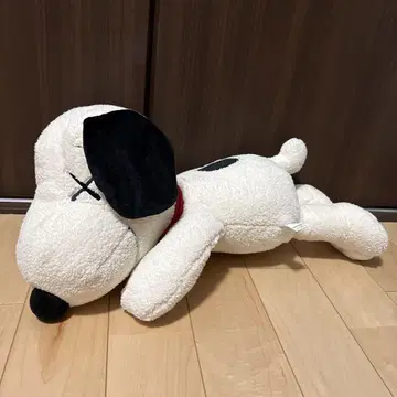 KAWS-PEANUTS 스누피 봉제 인형 M 사이즈