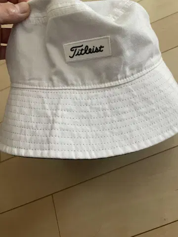 Titleist 버킷 햇 화이트 블랙