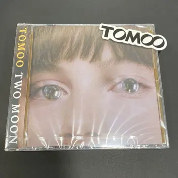 TOMOO TWO MOON