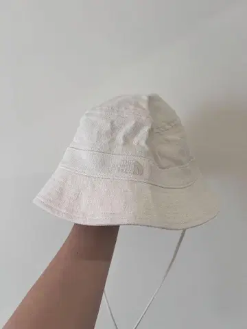 THE NORTH FACE 버킷햇 S-M 화이트
