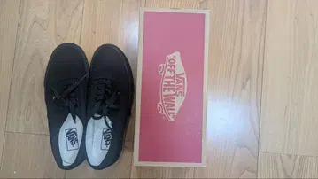 VANS Authentic 올 블랙 27CM 새상품급