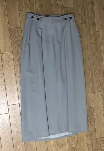새상품급 GIORGIO ARMANI 롱 스커트 38 그레이 이탈리아제
