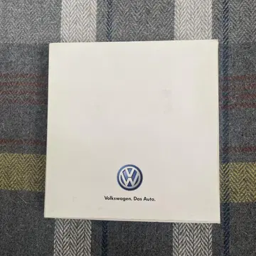 Volkswagen Think Blue 키링