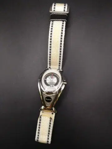 DuFFS / 다프스 ESD-504 남성용 손목시계 작동품