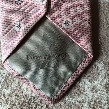 Ermenegildo Zegna 핑크 도트 무늬 넥타이