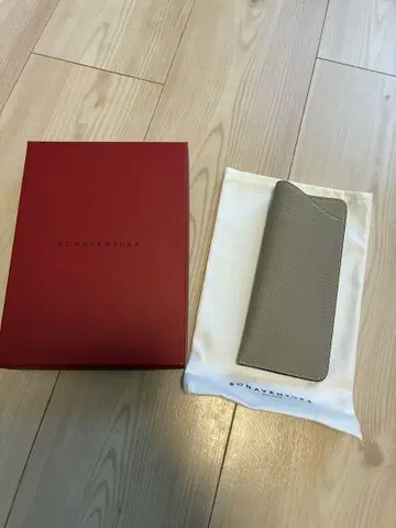 BONAVENTURA 그레이 가죽 안경 케이스