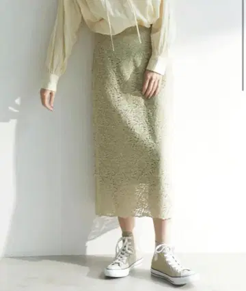 FFC 페탈 레이스 I라인 스커트