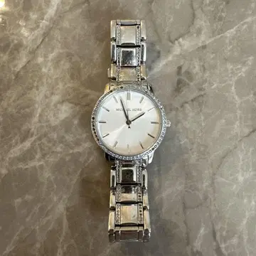MICHAEL KORS 실버 시계