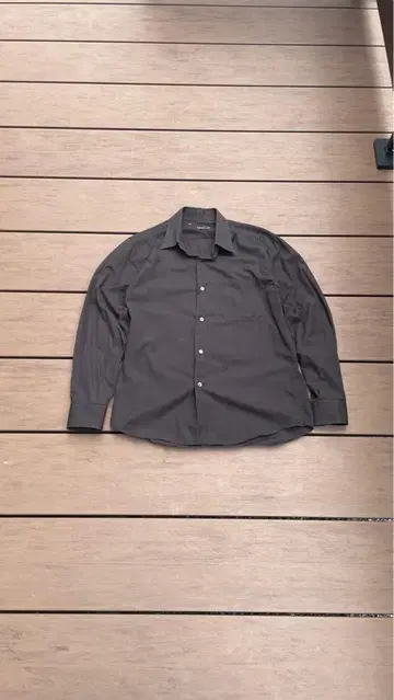 00s agnis b. 다크 블랙 긴팔 셔츠