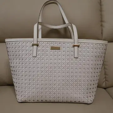케이트 스페이드 뉴욕 화이트 Cow Leather 토트백