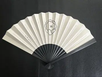 chun x 하쿠치쿠도 콜라보 부채